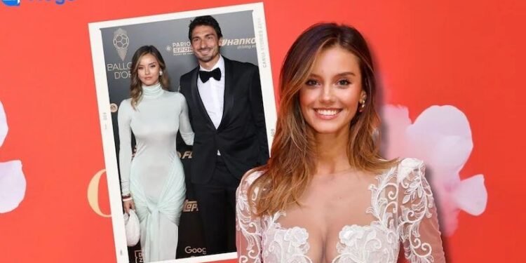 Nicola Gây Bão Với Bikini, ‘Người Đẹp Từ Hành Tinh Khác’? 3 nicola