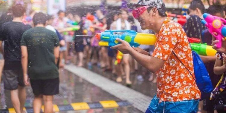 Lễ Hội Songkran 2025: Thái Lan Đón Du Khách Kỷ Lục 3 le-hoi-songkran